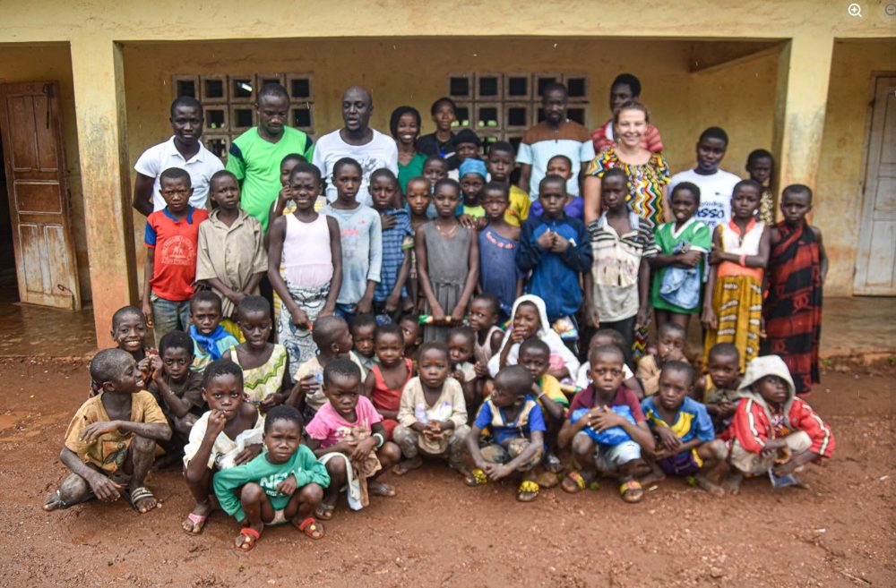 Rencontre avec les enfants d’un village